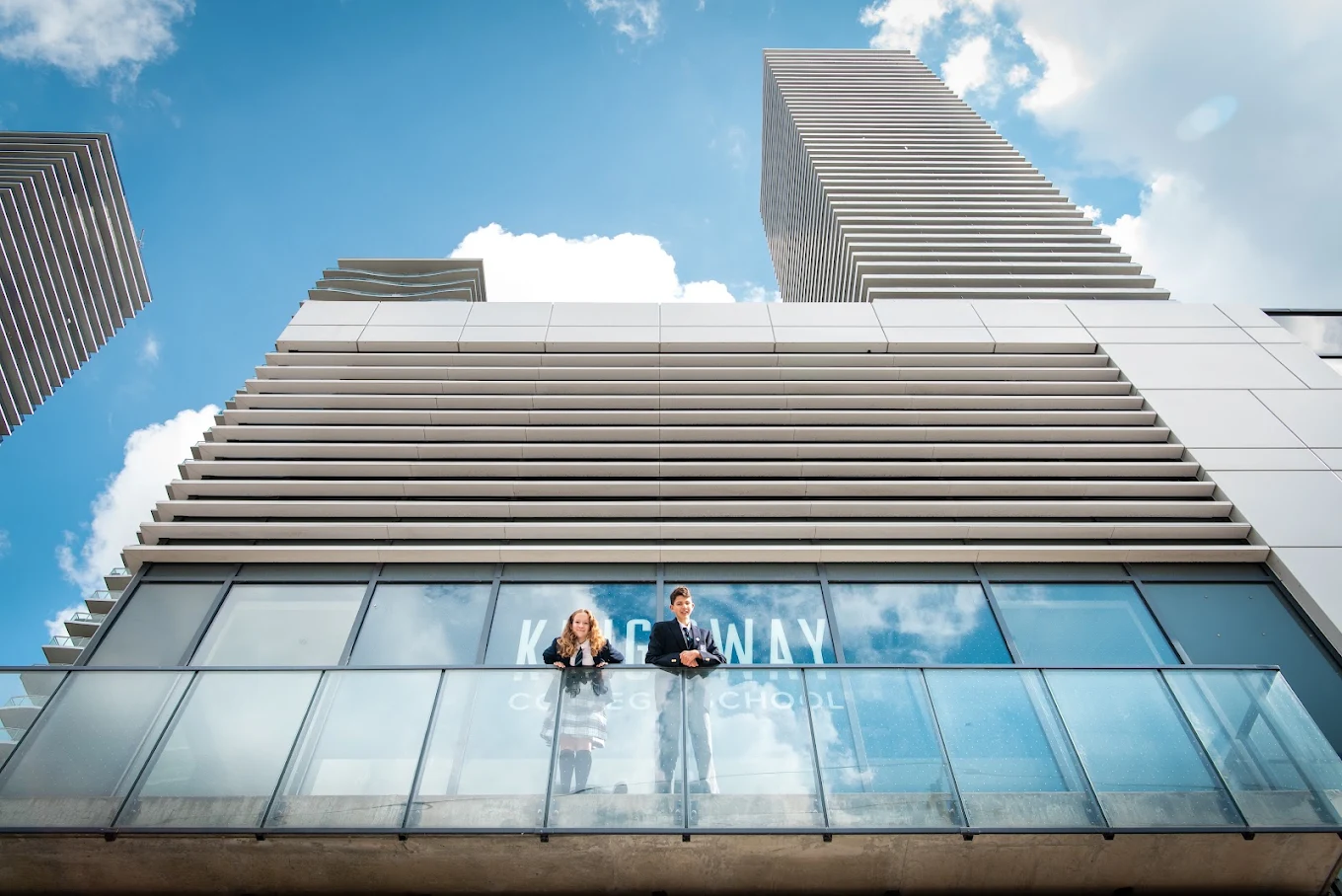 photo of 2183 Lakeshore Blvd building